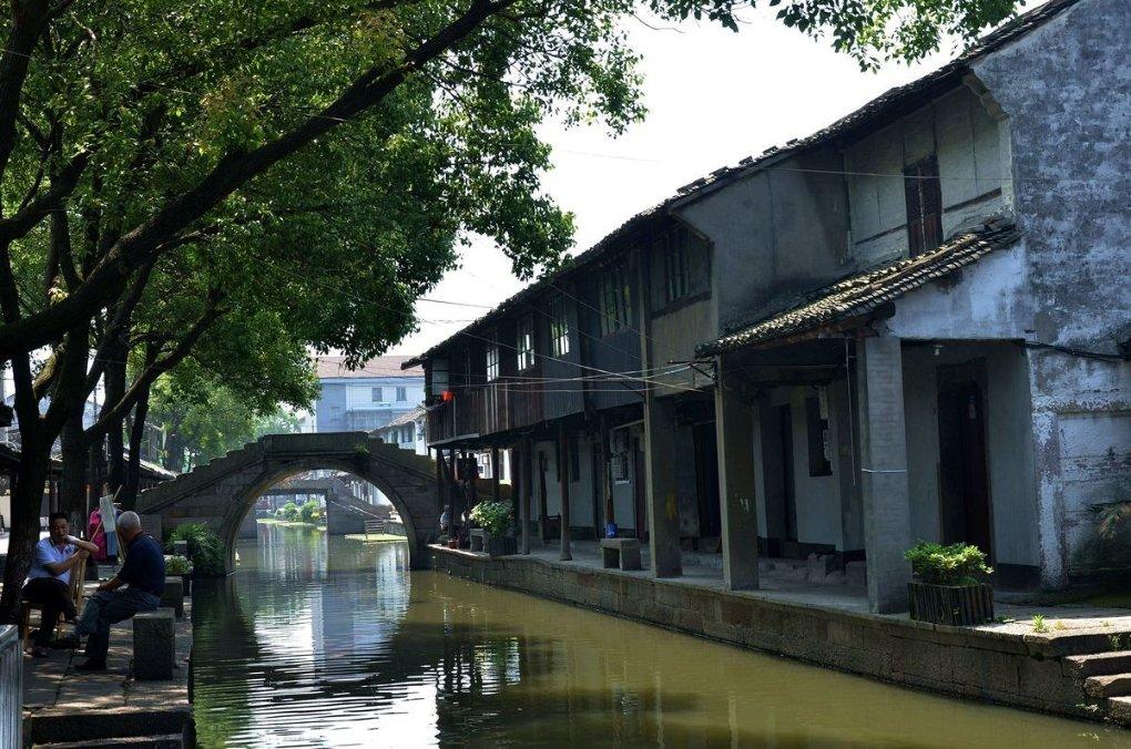 亿利资源集团：以生态修复为核心的可持续发展实践